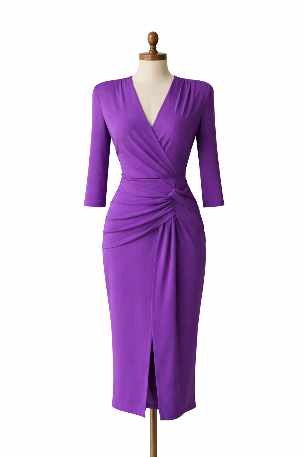 Vestido Entallado en Lila con Cintura Torcida